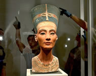 amor de nefertiti y akhenaton