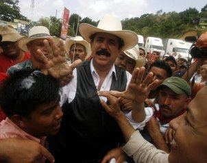 Zelaya pisa Honduras y se regresa a Nicaragua