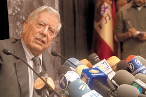 Mario Vargas Llosa con el don divino de la narrativa