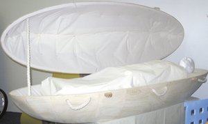 Para re�rse de la muerte en el �ltimo adi�s