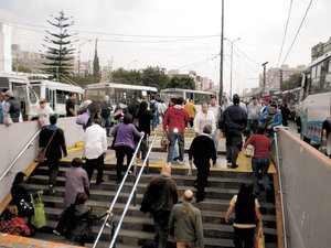 El Universal - DF - Ambulantes volverán a Chapultepec