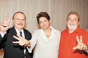 Rousseff nombra equipo de transicin