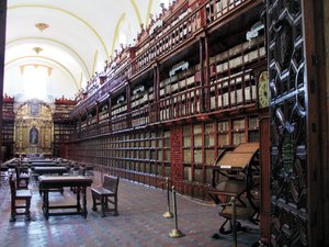 El libro de Vesalius: una joya nica que guarda la Palafoxiana El libro de Vesalius: una joya nica que guarda la Palafoxiana