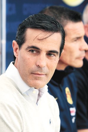 Michel Bauer se queda Michel Bauer se queda