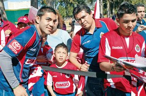 “Chivas ir� por Liga y Copa Libertadores”