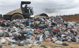 Edomex y GDF pactan abrir 4 tiraderos privados para la capital