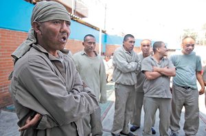 Atrapados en la crcel y en sus problemas mentales Atrapados en la crcel y en sus problemas mentales