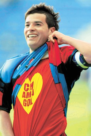 Su escudo es un corazn Su escudo es un corazn