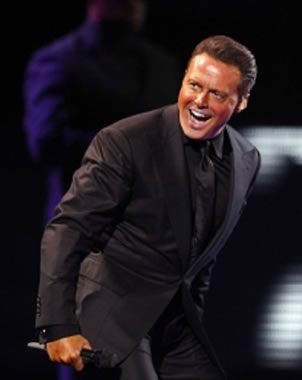 Luis Miguel lleva sus éxitos a Ecuador Luis Miguel ya ha llevado su reciente gira a Brasil