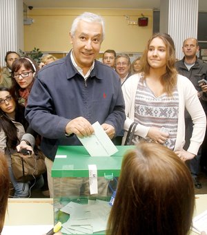 El PP gana por vez primera en Andaluc�a