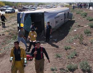 La volcadura se registr? en el kil?metro 168, a tres kil?metros al norte de Navojoa con saldo de 40 