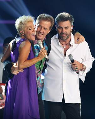 Yuri, Emmanuel y Mijares unieron sus voces en concierto.