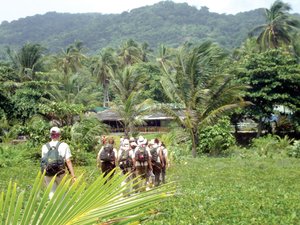 Jvenes de la Ruta Quetzal viven extenuante jornada en el Tayrona Jvenes de la Ruta Quetzal viven extenuante jornada en el Tayrona