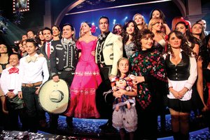 Hasta Jorge Salinas se pone a cantar rancheras Hasta Jorge Salinas se pone a cantar rancheras