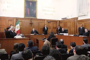 Ministros durante la sesin de la Primera Sala de la Corte, en la que se aprob la libertad de Flore