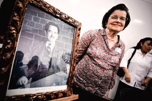 Amantes de la poes�a recuerdan a Rub�n Bonifaz Nu�o en Miner�a