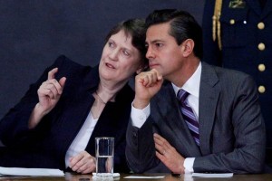 Helen Clark, administradora del PNUD, y el presidente Enrique Pea Nieto, durante el Informe sobre D