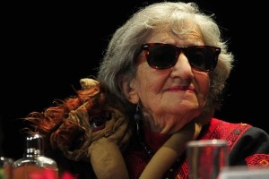 Cueto trabaj� incansablemente, durante 70 a�os, por la difusi�n del teatro de t�teres