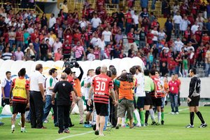 Santos se olvida del perdn y va a semis Santos se olvida del perdn y va a semis
