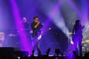 Alejandro Sanz llega al corazn del pblico barcelons El espectculo ha empezado con dos temas de su ltimo disco