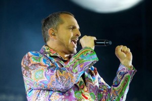 As�, al artista espa�ol nacido en Panam� y ganador de Grammy Latino al mejor �lbum de un vocalista m
