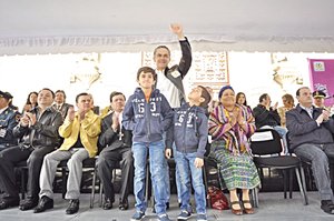Inicia desarme en el atrio de la Catedral Metropolitana