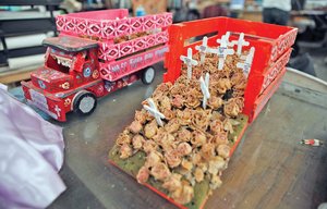 Al Cabaas, el arte de Betsabe Romero Al Cabaas, el arte de Betsabe Romero