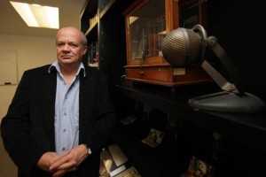 Radio UNAM, 76 aos de enfrentar la pobreza educacional Chamizo asegur que en ms de siete dcadas la emisora cuenta actualmente con buena salud