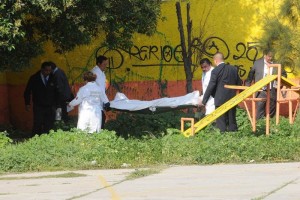 Vecinos hallan el cuerpo de una mujer cerca del AICM