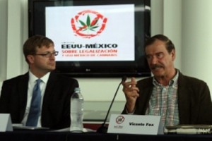 El ex presidente de Mexico, Vicente Fox, acompaado por Jamen Shively, presidente de Diego Pellicer 