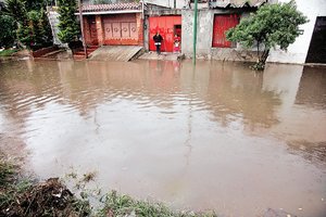 Deja lluvia inundaciones de 2 metros en Cuautitln