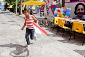 Lo que se busca con este taller, es reconstruir el tejido social en 'el barrio bravo'