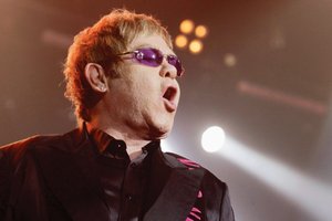 Elton John cancela conciertos