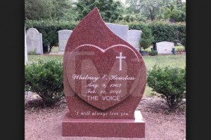 La lpida de la cantante se colocar en el cementerio de Nueva Jersey, por lo que la tumba de Housto