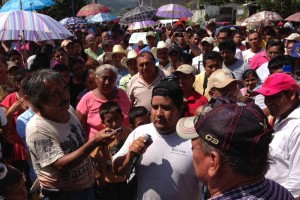 Los pobladores se dijeron contentos con la comunitaria que ha llegado a Xaltianguis desde hace mes y