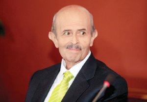 Piden aclarar salud de Vallejo