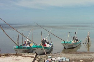 Los cinco pescadores zarparon de la comunidad de Paredn  con rumbo a la Boca Barra