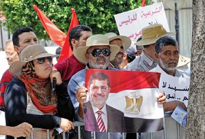 Fiscala investiga a Mursi