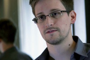 Snowden ya recibi una propuesta matrimonial de la exespa rusa Anna Chapman a travs de Twitter