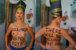Femen, el polmico grupo feminista que protesta en topless, tom a esa figura y la mostr con el tor