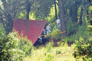 Confirman hallazgo de 7 cuerpos en Tlalmanalco