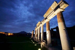 Pompeya es despus del Coliseo el lugar ms visitado por los turistas que llegan a Italia y, ante el