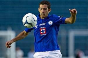 Israel Castro fue perdonado, pues reconocieron que fue un error arbitral su expulsi�n.
