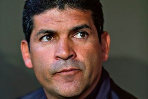 Antonio Torres Serv�n asegur� que no dejar� su cargo como DT en los Pumas