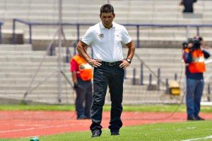 Pero no se ha tocado fondo, dice Torres Serv�n, quien conf�a en sacar del mal momento de Pumas.