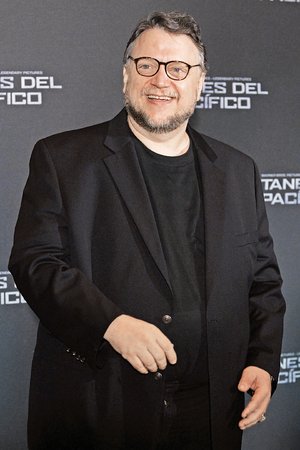 Acusan a Del Toro de propagandista