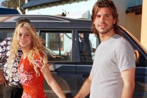 De la Ra asegura que toda la economa de Shakira est regida por los contratos que l consigui en 