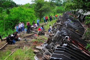 La madrugada del domingo, el tren descarril en el ejido La Tembladera, municipio de Huimanguillo, T