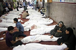 Cifran en 525 los muertos por los disturbios en Egipto