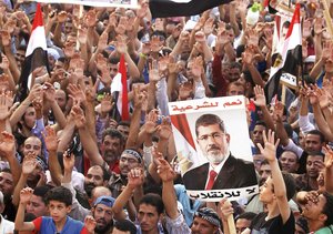 Egipto: mantienen seguidores de Mursi pulso contra gobierno